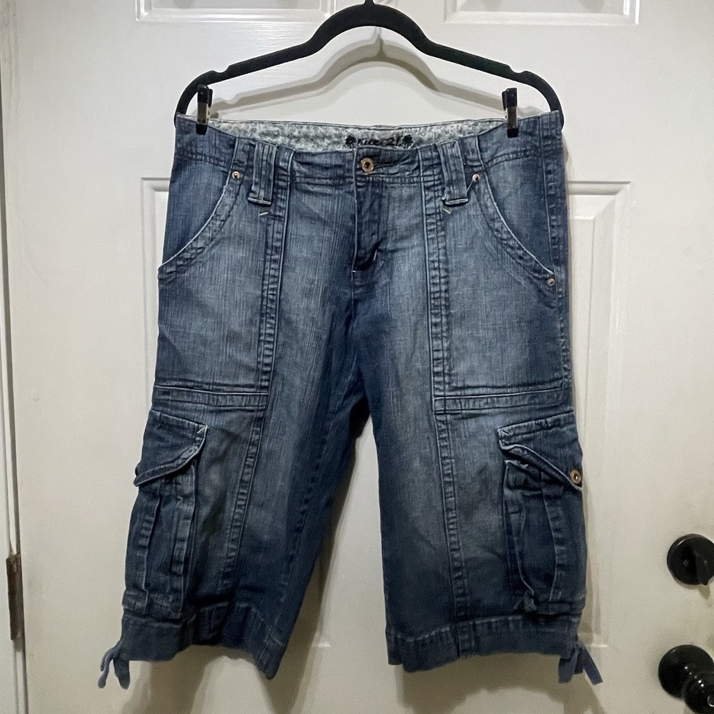 Y2K Rue21 Blue Jean Cargo Shorts Women's Size 9/10